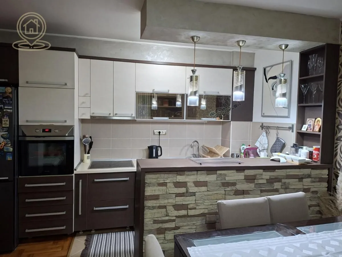 Prodaja, trosoban stan, 77m², Podbara, Novi Sad Sve Podlokacije