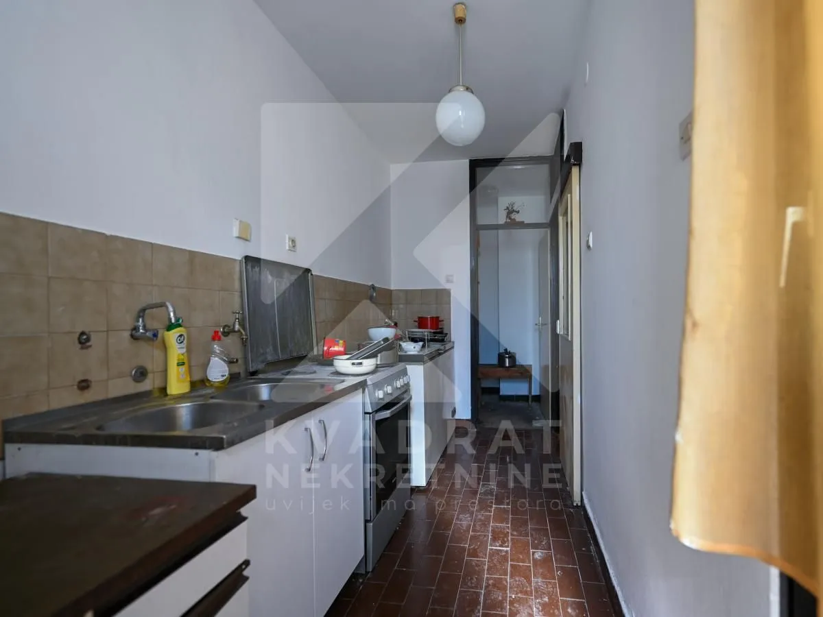 Prodaja, trosoban stan, 85m², Blok 6, Podgorica