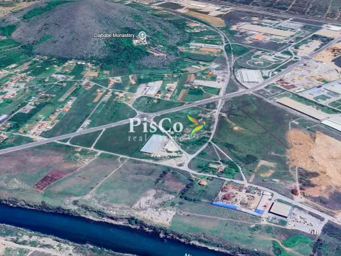 Zemljište in Dajbabe