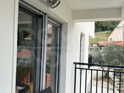 Rent, one bedroom apartment, 46m², Tivat, Crna Gora - image 7