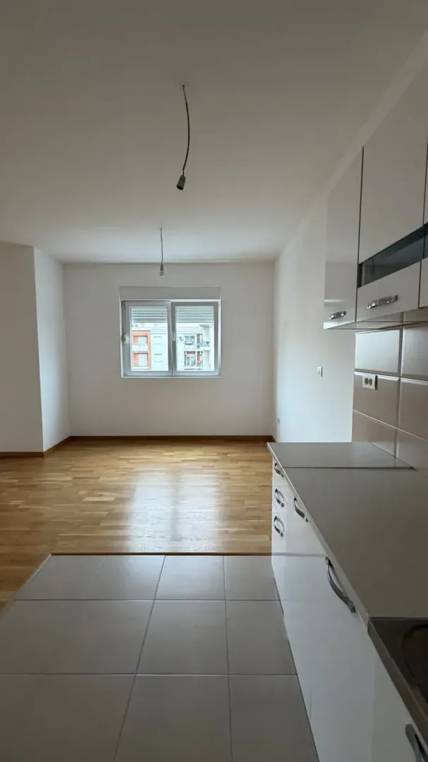 Prodaja, dvosoban stan, 73m², Tuški Put, Podgorica