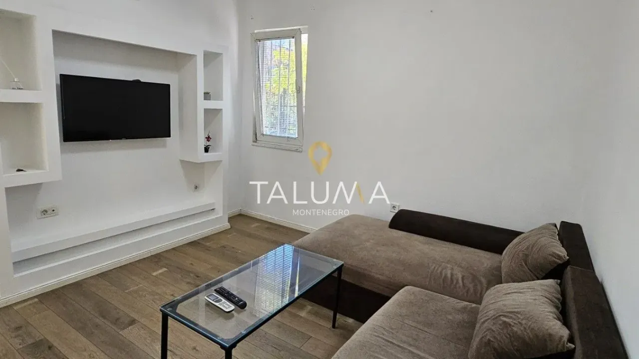 Rent, two bedroom apartment, 68m², Stari Aerodrom, Podgorica