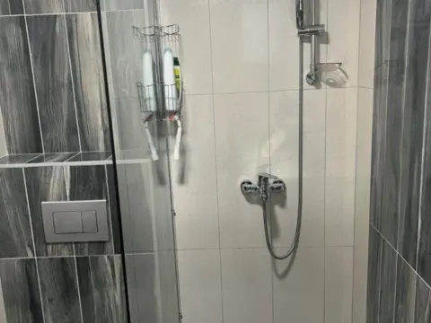 Izdavanje, jednosoban stan, 44m², Lazi, Budva - image 7