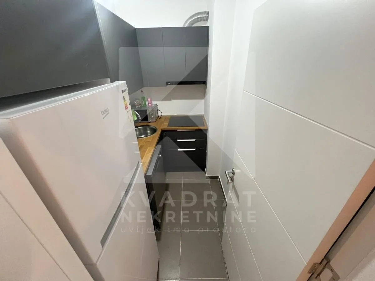 Prodaja, jednosoban stan, 49m², 1 maj, Podgorica