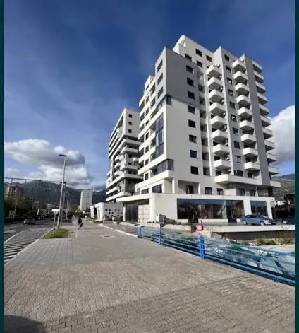 Prodaja, jednosoban stan, 39m², Centar, Bar