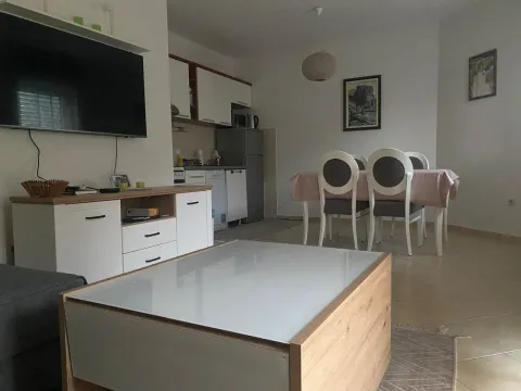 Rent, three bedroom apartment, 58m², Kumbor, Herceg Novi - image 7