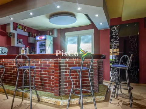 Izdavanje, poslovni prostor, 150m², Dajbabe, Podgorica - image 1