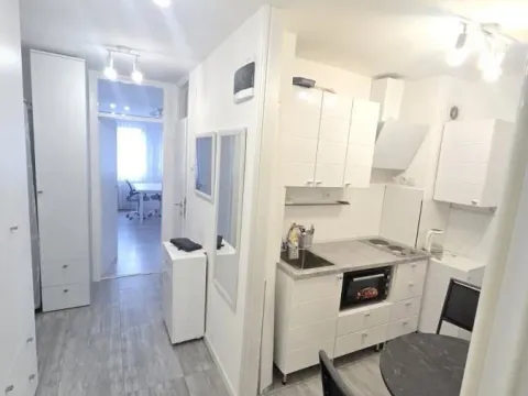 Rent, two bedroom apartment, 41m², Liman 2, Novi Sad Sve Podlokacije - image 12