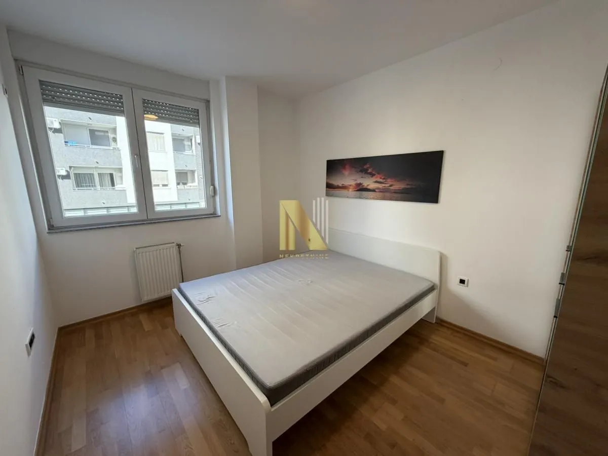 Izdavanje, jednosoban stan, 38m², Sajmište, Novi Sad