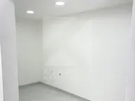 Izdavanje, poslovni prostor, 100m², Blok 9, Podgorica - image 7