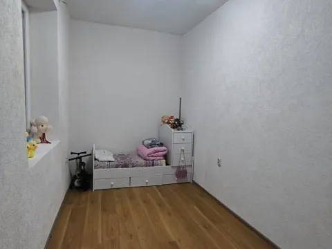 Prodaja, kuća, 110m², Centar, Podgorica - image 11