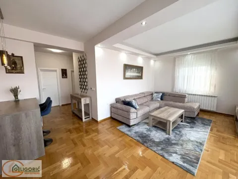 Izdavanje, trosoban stan, 75m², Borča 1, Borča Sve Podlokacije - image 8