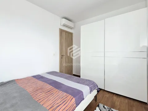 Rent, two bedroom apartment, 69m², Centar, Bar - image 17