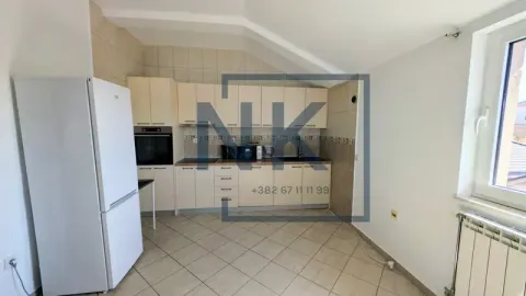 Rent, four bedroom apartment, 150m², Stari Aerodrom, Podgorica - image 6