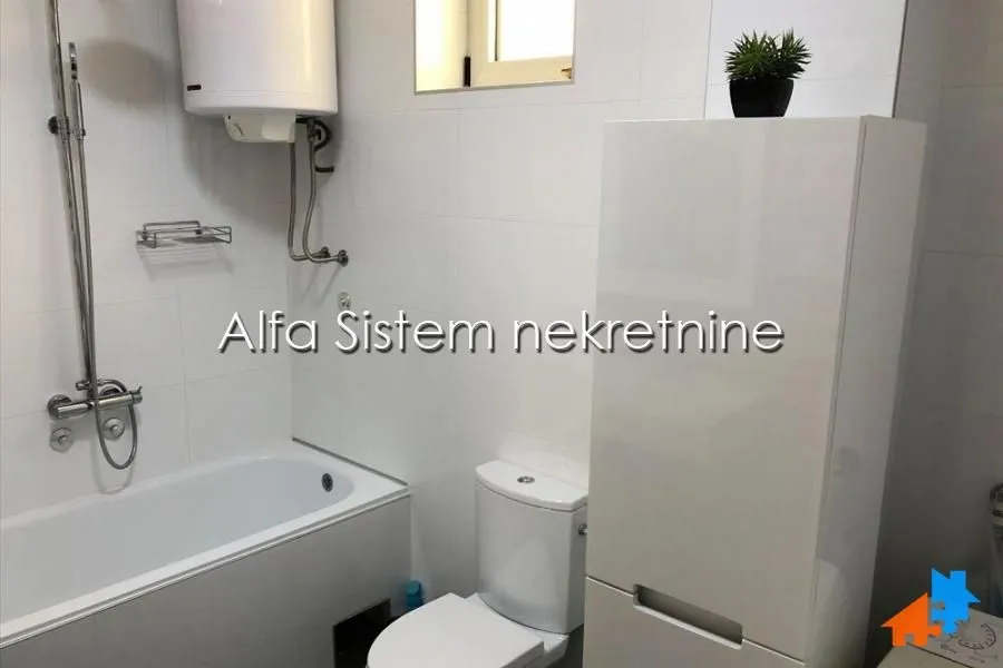 Rent, three bedroom apartment, 88m², Vračar Sve Podlokacije, Beograd