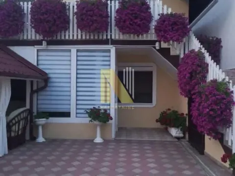 Sale, house, 150m², Gat, Subotica - image 3