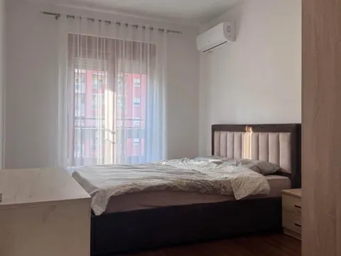 Izdavanje, dvosoban stan, 72m², Master Kvart, Podgorica - image 3