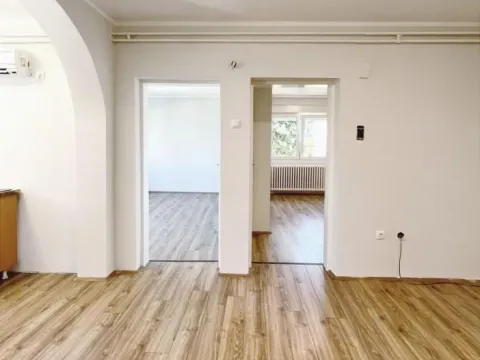 Sale, house, 453m², Sremčica, Beograd - image 7