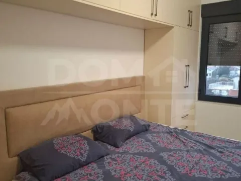 Izdavanje, dvosoban stan, 75m², Tivat, Crna Gora - image 7