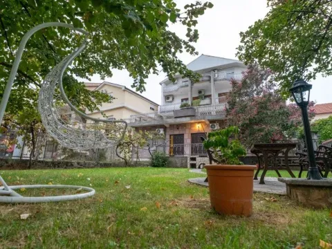 Izdavanje, garsonjera, 35m², Tuški Put, Podgorica - image 9