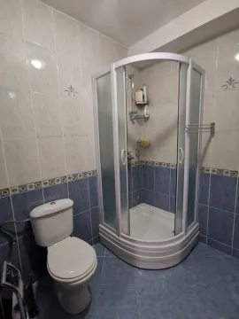 Izdavanje, dvosoban stan, 70m², Blok 9, Podgorica - image 4