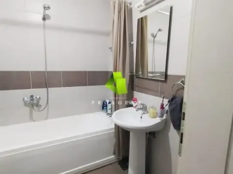 Izdavanje, trosoban stan, 80m², Medijana, Niš - image 11