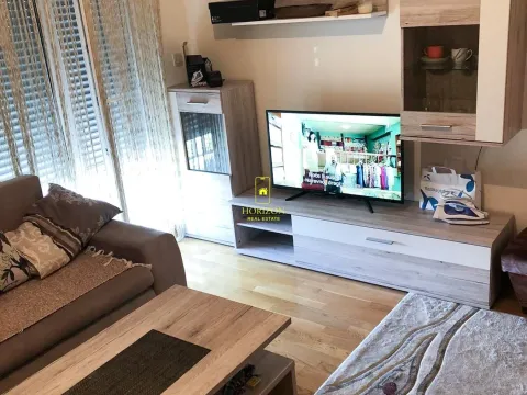 Prodaja, garsonjera, 22m², Stari Aerodrom, Podgorica - image 2