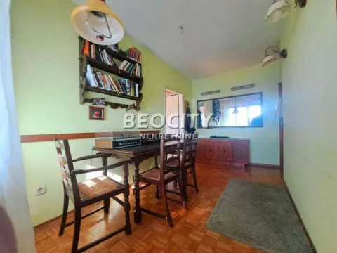 Prodaja, dvosoban stan, 42m², Centar, Novi Sad - image 4