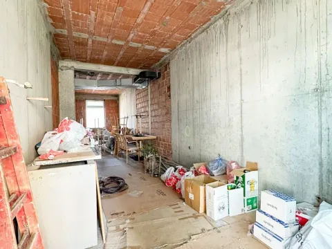 Rent, office space, 90m², Preko Morače, Podgorica - image 2