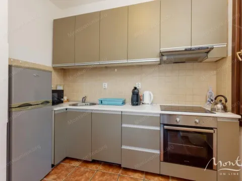 Sale, two bedroom apartment, 84m², Kostanjica, Kotor - image 6