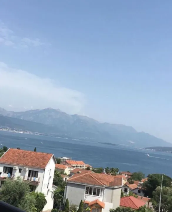 Prodaja, jednosoban stan, 30m², Đenovići, Herceg Novi