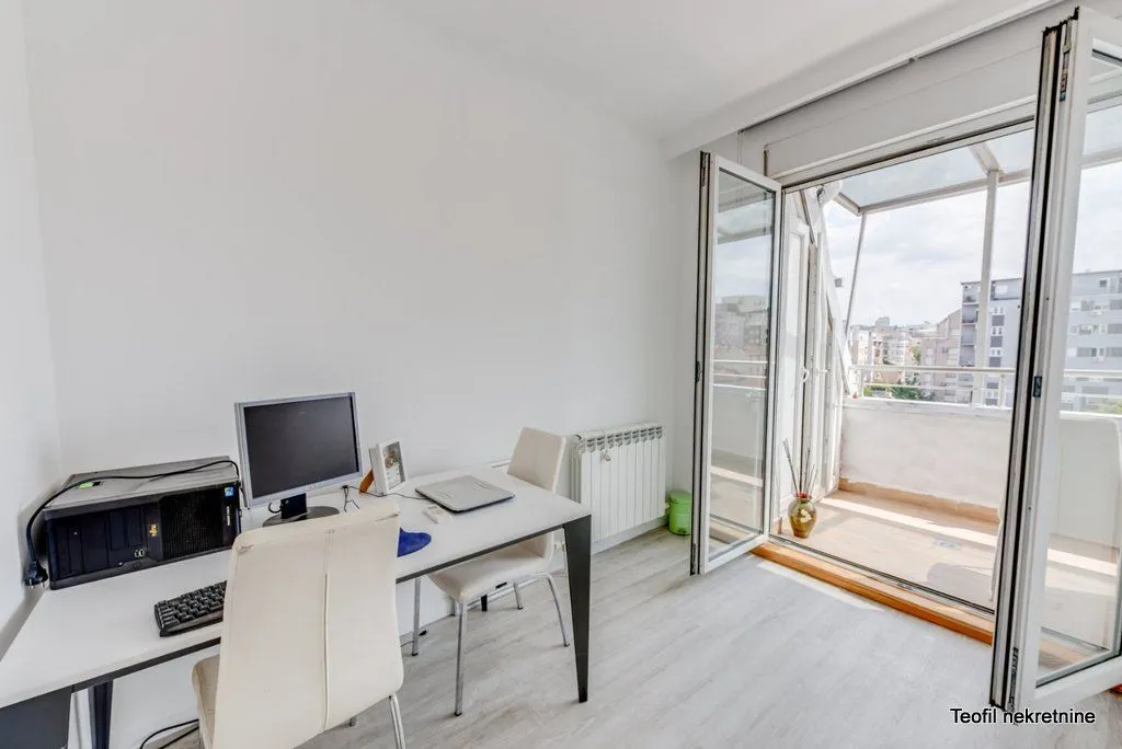 Prodaja, stan, 118m², Djeram, Pirot
