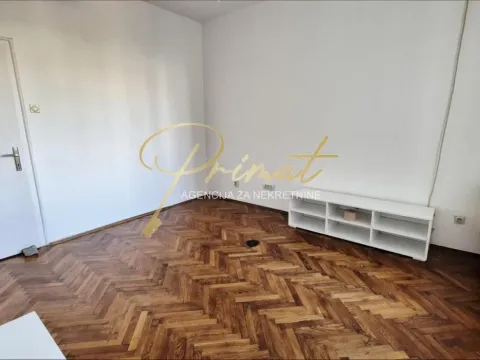 Prodaja, stan, 37m², Bajlonijeva Pijaca, Beograd - image 4