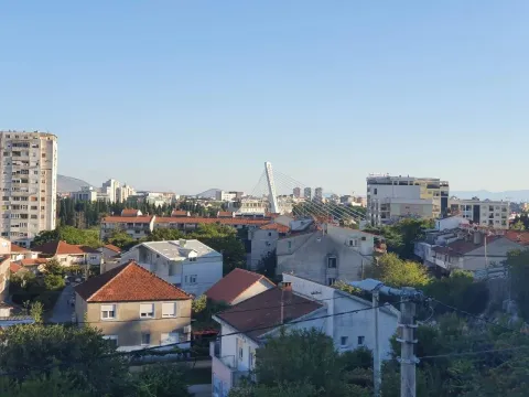 Izdavanje, dvosoban stan, 65m², Momišići, Podgorica - image 8