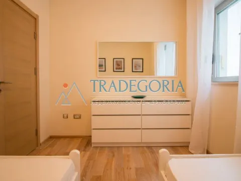 Prodaja, dvosoban stan, 75m², Dobrota, Kotor - image 7
