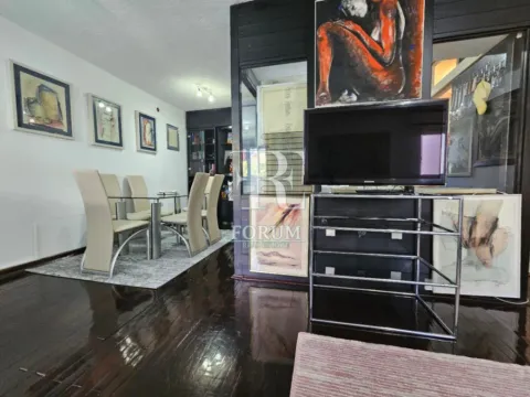 Izdavanje, dvosoban stan, 80m², Blok 5, Podgorica - image 3