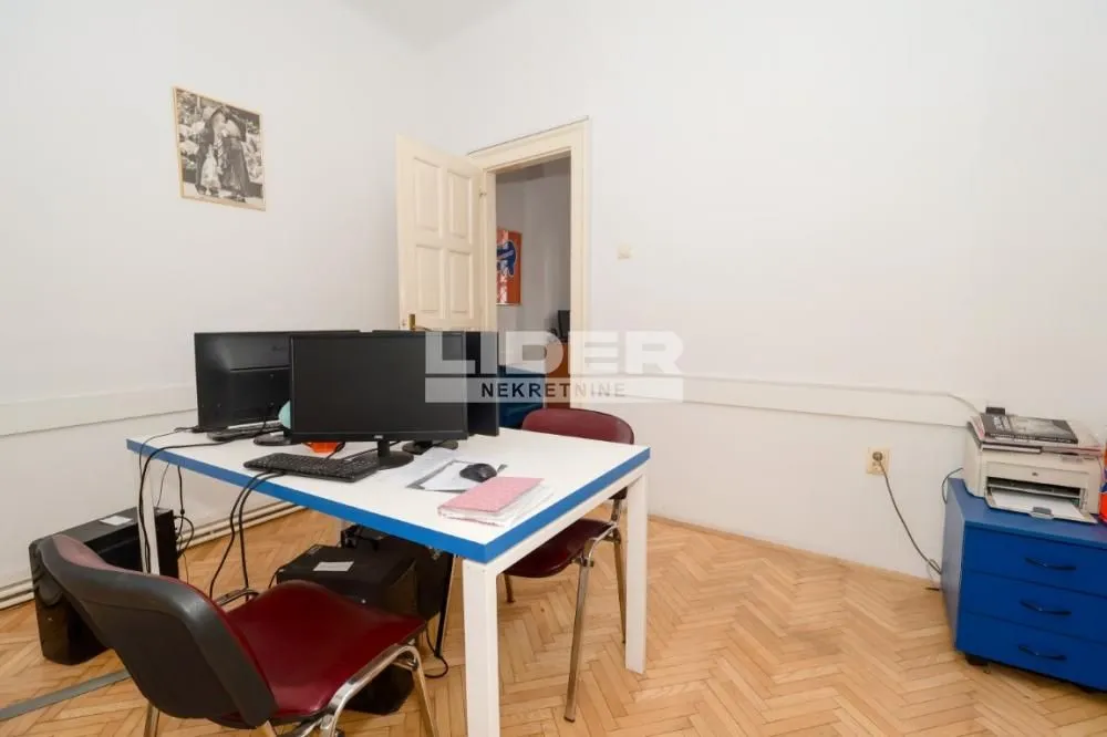 Rent, apartment, 87m², Stari Grad, Beograd