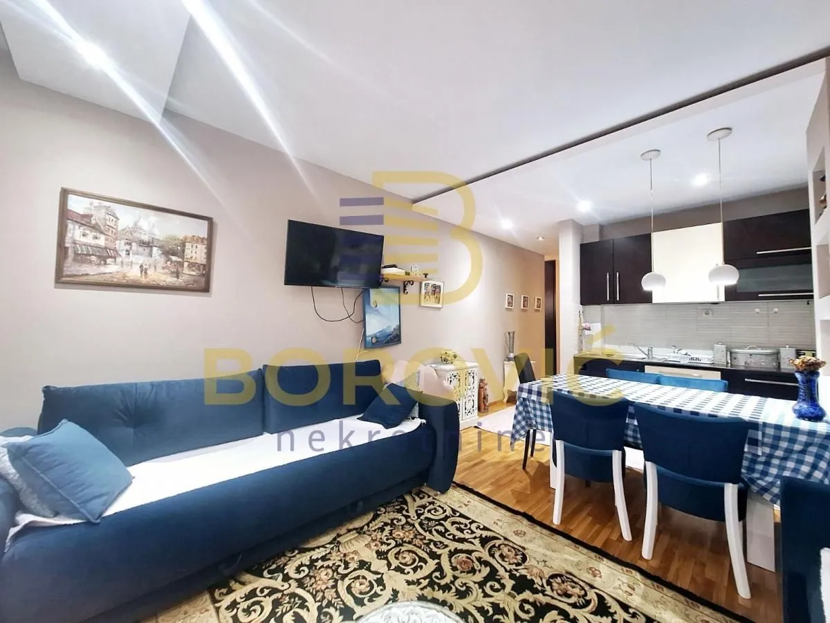 Prodaja, trosoban stan, 54m², Šumice, Beograd