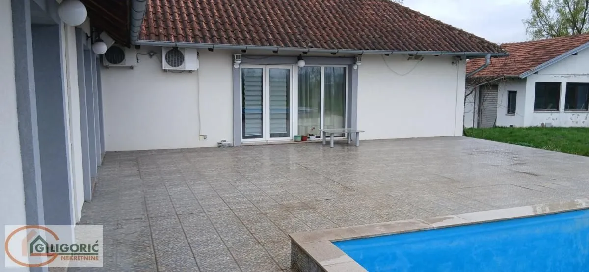Sale, house, 192m², Amerić, Mladenovac