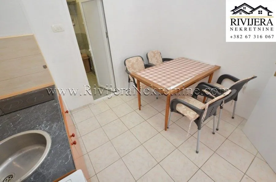 Prodaja, stan, 56m², Baošići, Herceg Novi