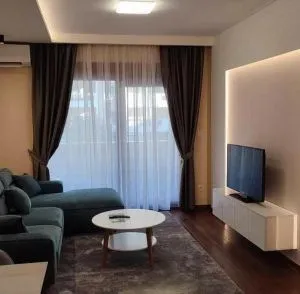 Izdavanje, jednosoban stan, 52m², Master Kvart, Podgorica