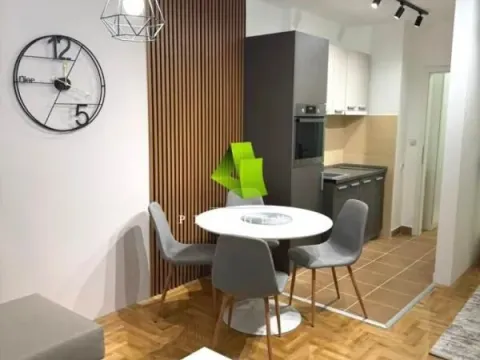 Stan in Medijana