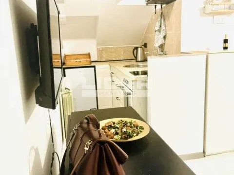 Prodaja, jednosoban stan, 33m², Obilićev Venac, Beograd - image 5