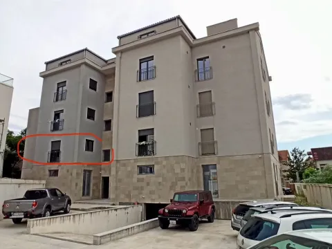 Prodaja, garsonjera, 26m², Centar, Tivat - image 5