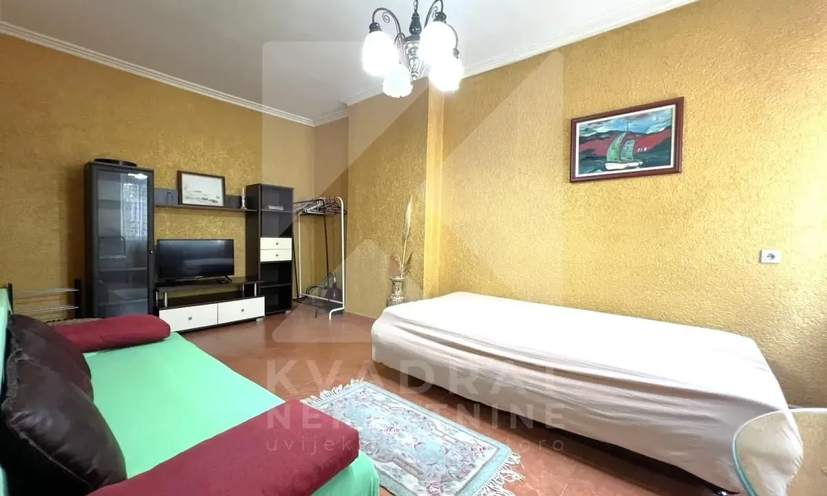 Rent, studio apartment, 30m², Centar, Podgorica