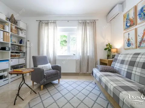 Prodaja, kuća, 177m², Krimovica, Kotor - image 24