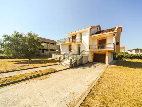 Prodaja, kuća, 350m², Tuzi, Podgorica - image 2