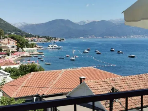 Prodaja, jednosoban stan, 45m², Đenovići, Herceg Novi