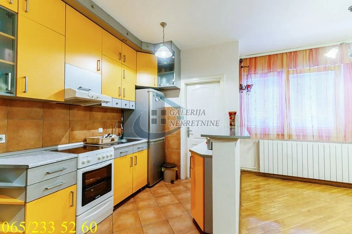 Prodaja, četvorosoban stan, 95m², Brace Jerković, Voždovac Sve Podlokacije