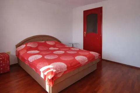 Prodaja, trosoban stan, 66m², Centar, Podgorica - image 11